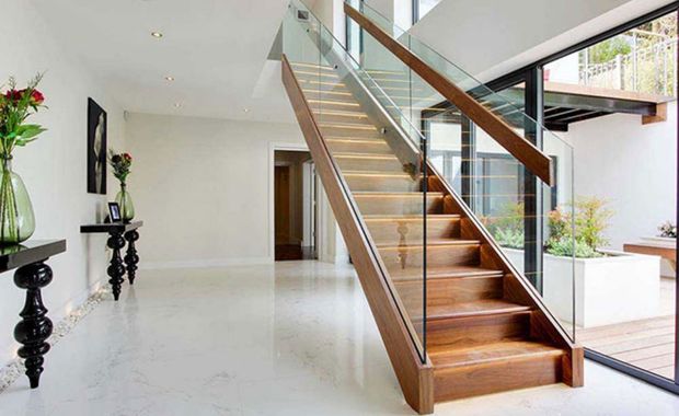 Bảng giá thi công cầu thang kính cường lực mới cập nhật