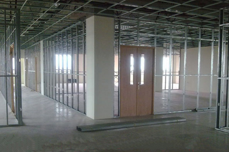 thi công tường thạch cao giá rẻ